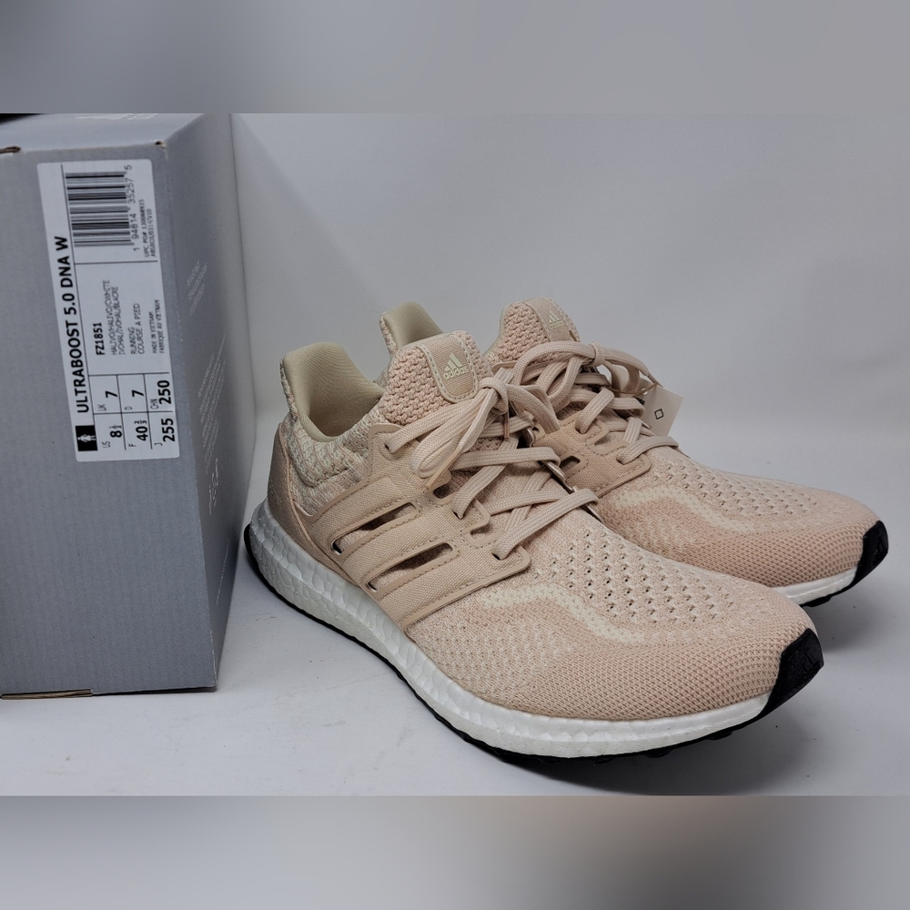 NEW Adidas Women's Ultraboost 5.0 DNA Running Shoes Sneakers Natural Size 8.5 US - Picture 2 of 14